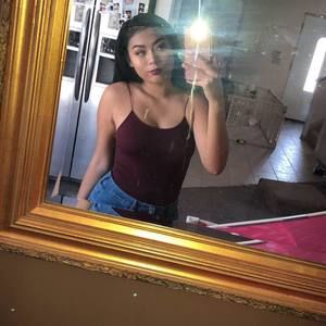 Meet your Posher, Thalia